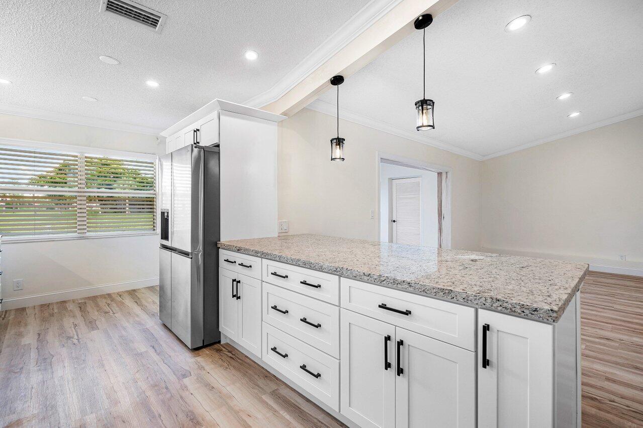 840 Lago Road Delray Beach, FL 33445 - Photo 8 of 39 008-840LagoRoad-DelrayBeach-FL-33445-SMA