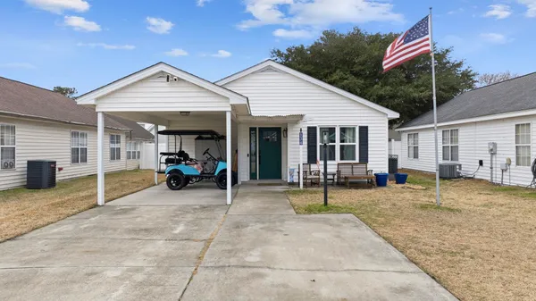 $279,900 | 134 Coachman Lane, Surfside Beach, SC 29575