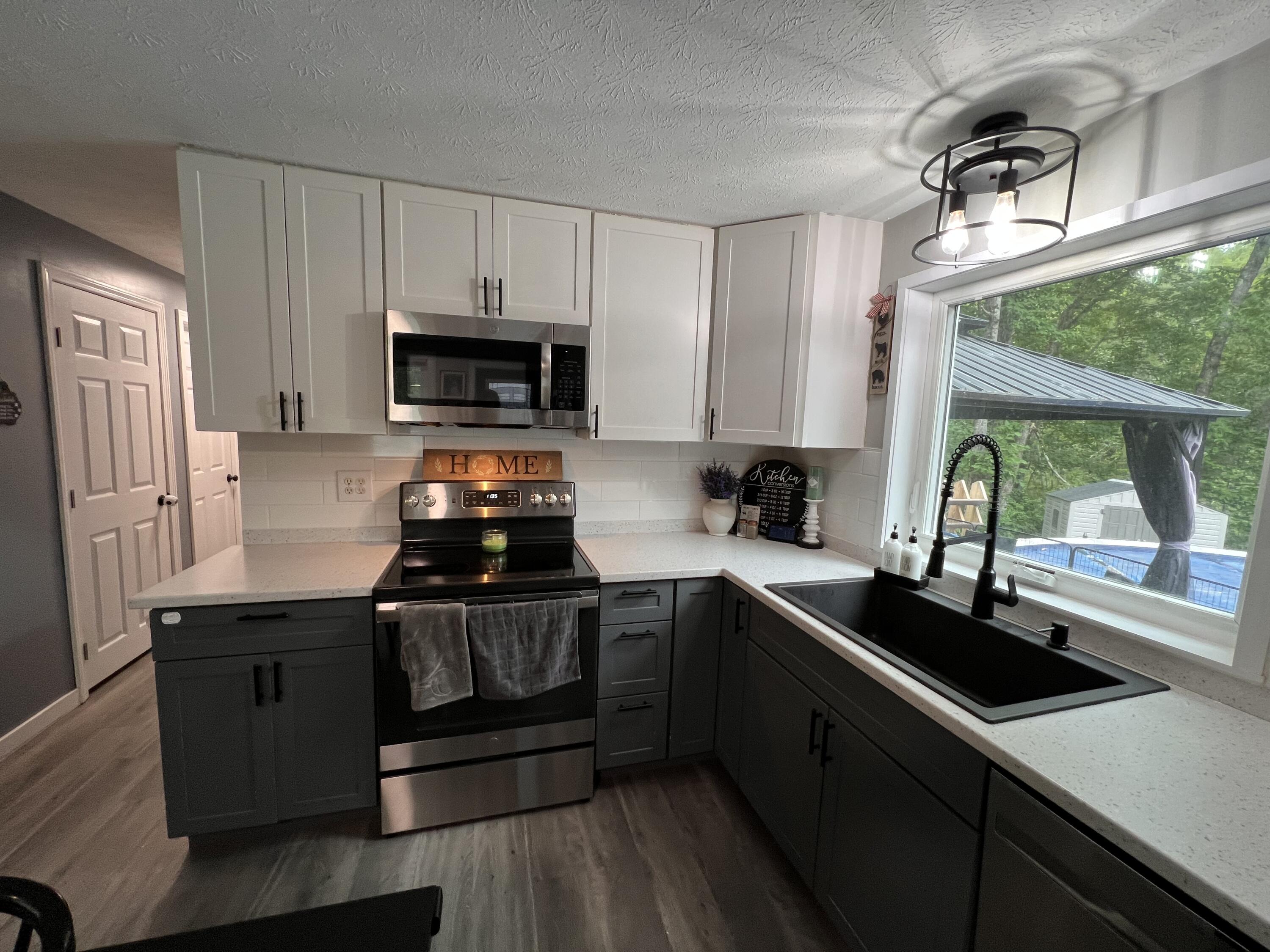 228 Twombley Road Sanford, ME 04073 - Photo 3 of 26 IMG_0104