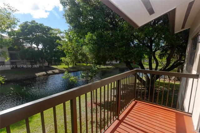 $2,000 | 9962 Nob Hill Place, Unit 9962, Sunrise, FL 33351