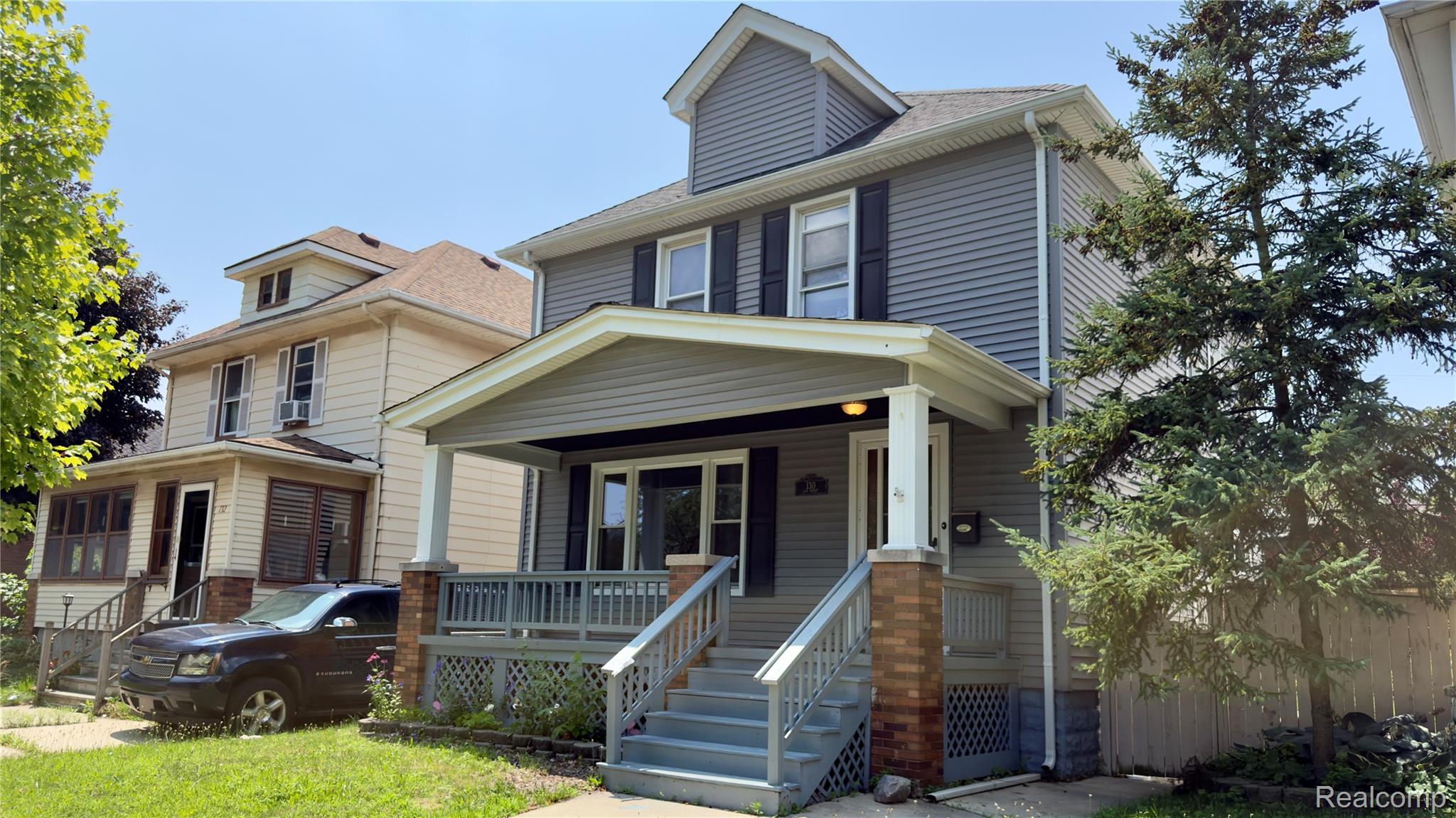130 Elm Street River Rouge, MI 48218 - Photo 1 of 20 Front house
