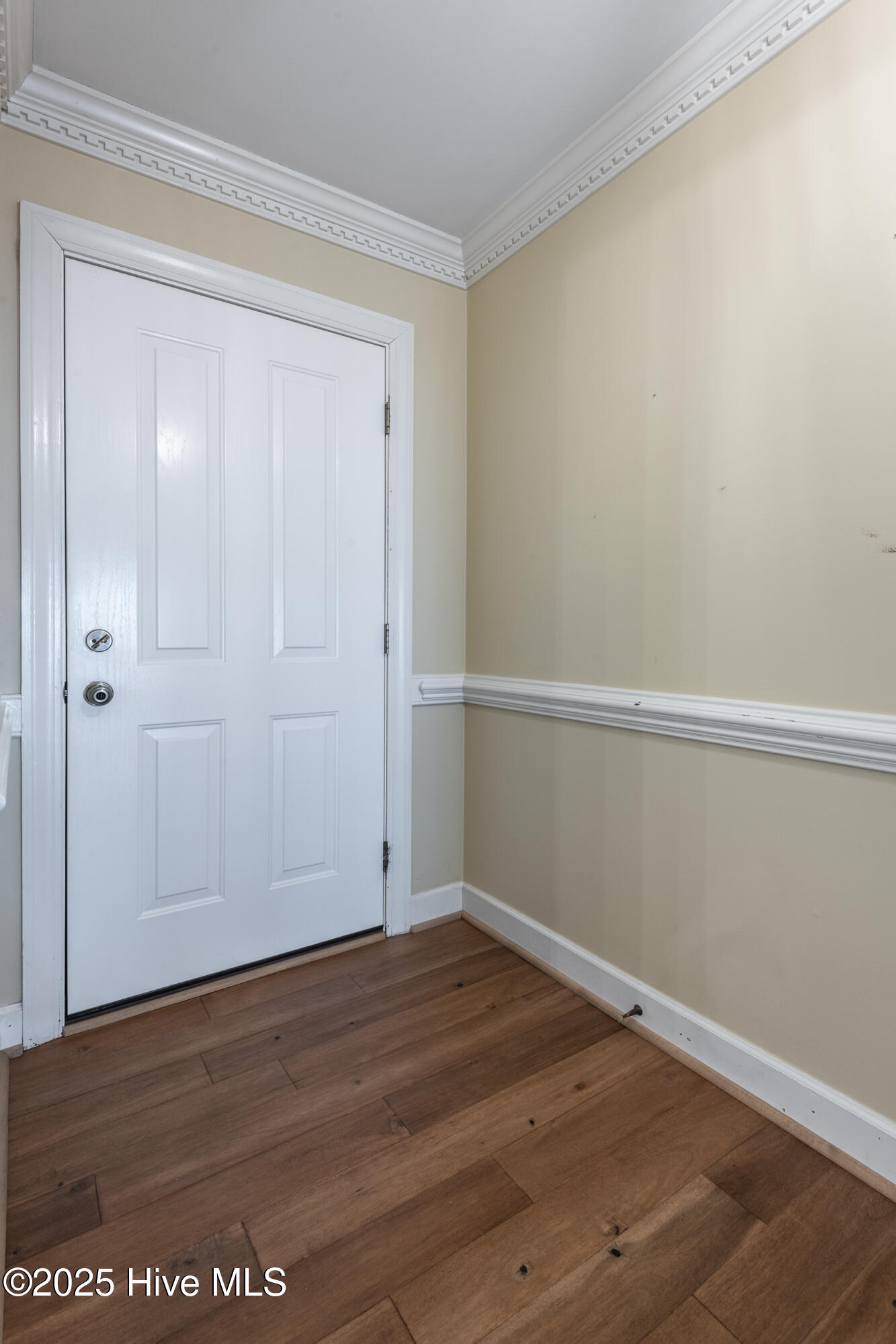 209 Pinewood Road Greenville, NC 27858 - Photo 14 of 37 209_Pinewood-26