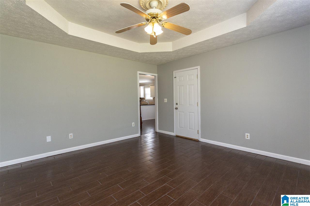 223 Meriweather Lane Calera, AL 35040 - Photo 16 of 38