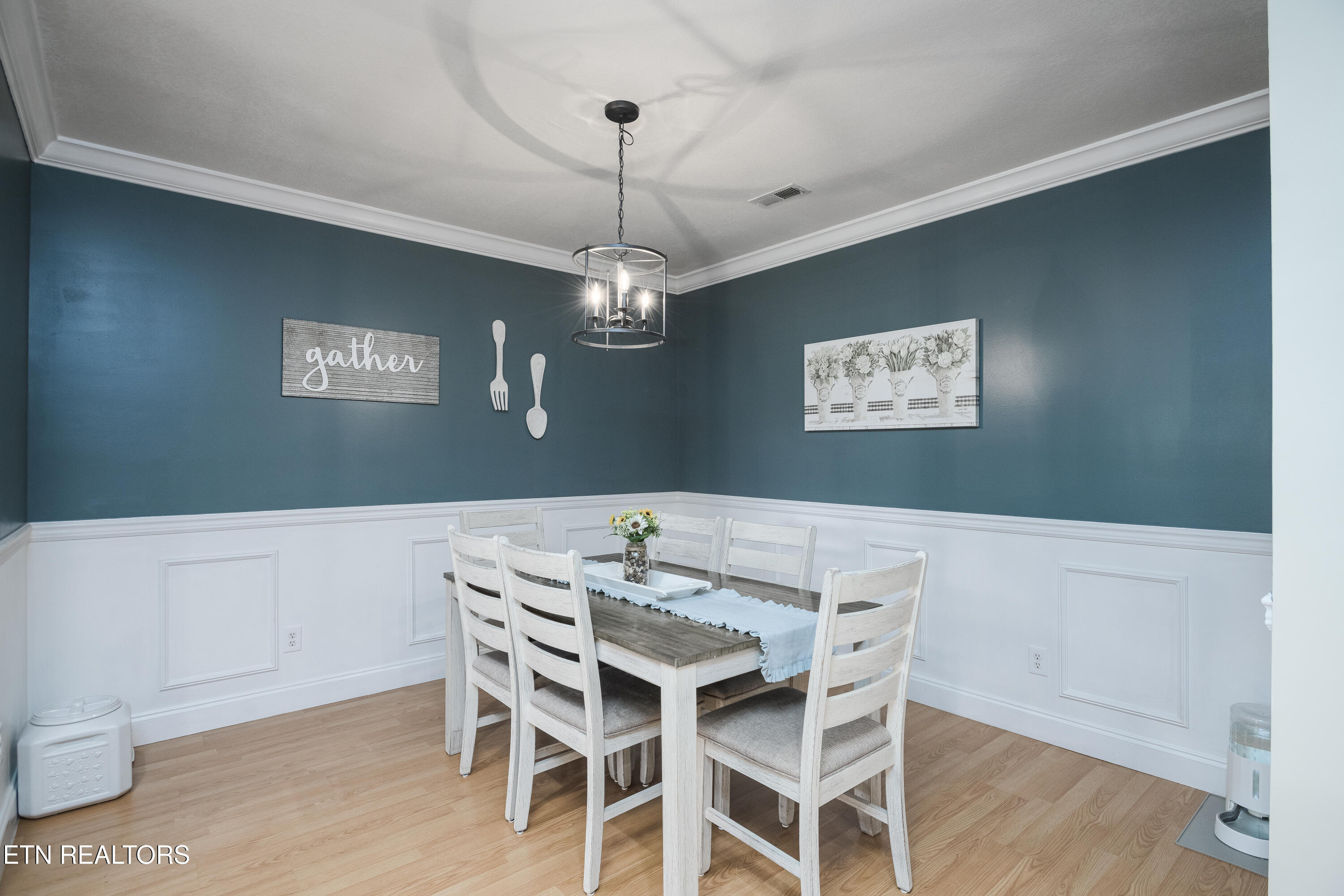 297 Parks Circle Harrogate, TN 37752 - Photo 11 of 30 297 Parks Cir-0011