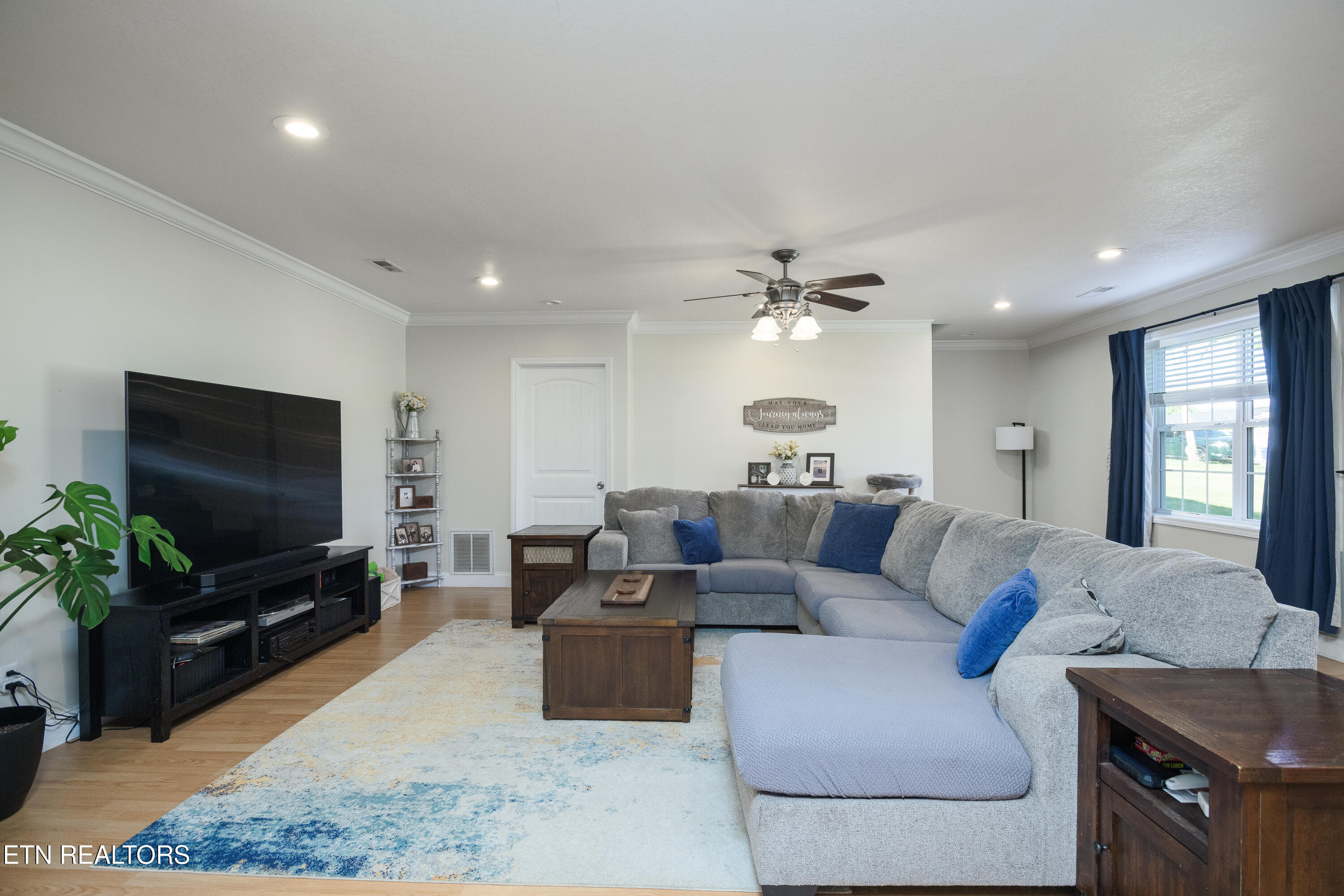 297 Parks Circle Harrogate, TN 37752 - Photo 12 of 30 297 Parks Cir-0013