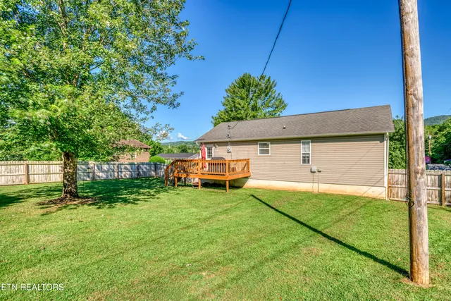 $324,500 | 297 Parks Circle, Harrogate, TN 37752