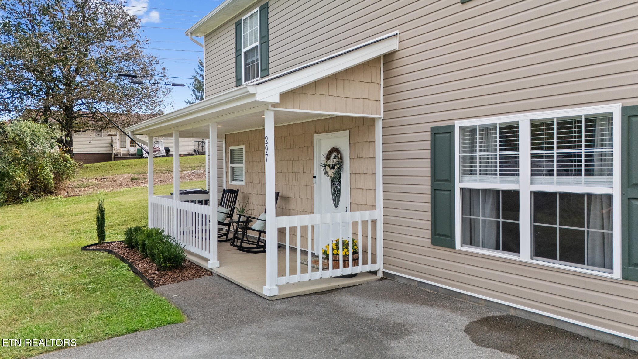 297 Parks Circle Harrogate, TN 37752 - Photo 6 of 30 DJI_20251006113426_0693_D