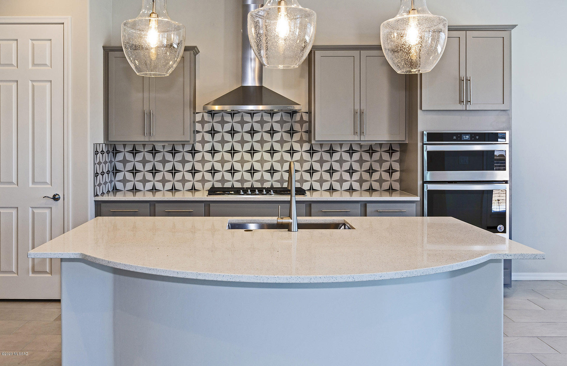 712 East Romsdalen Road Tucson, AZ 85755 - Photo 11 of 48