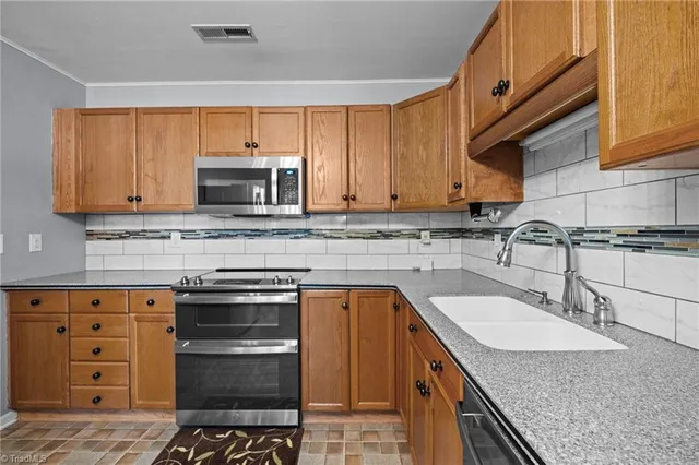 $300,000 | 155 Linbrook Drive, Winston-Salem, NC 27106