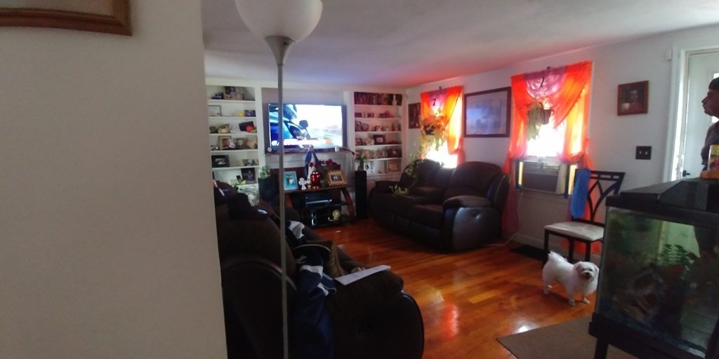 220 Denver Street Springfield, MA 01109 - Photo 6 of 7