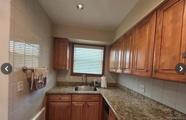 $399,900 | 82-34 Langdale Street, Unit 142A | Floral Park