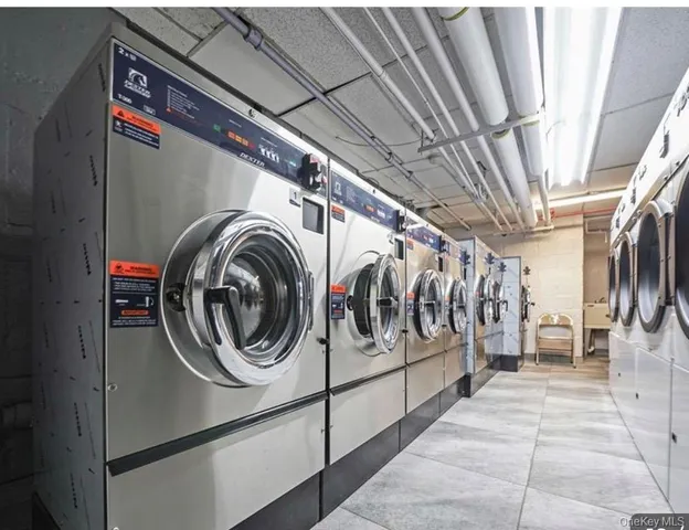 $399,900 | 82-34 Langdale Street, Unit 142A | Floral Park