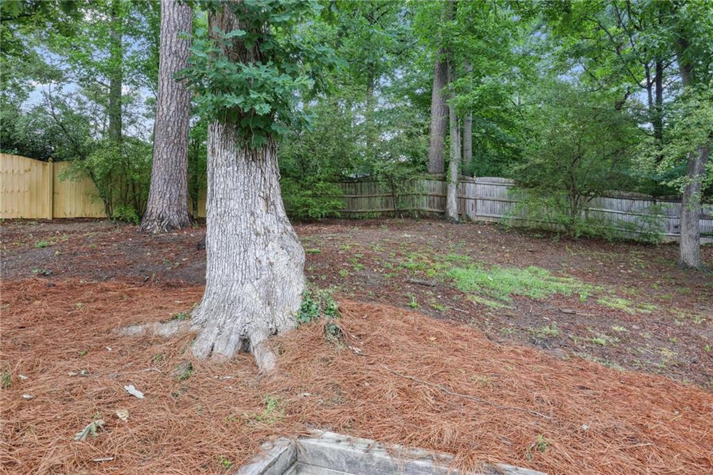 2631 North Thompson Road Northeast Brookhaven, GA 30319 - Photo 32 of 39