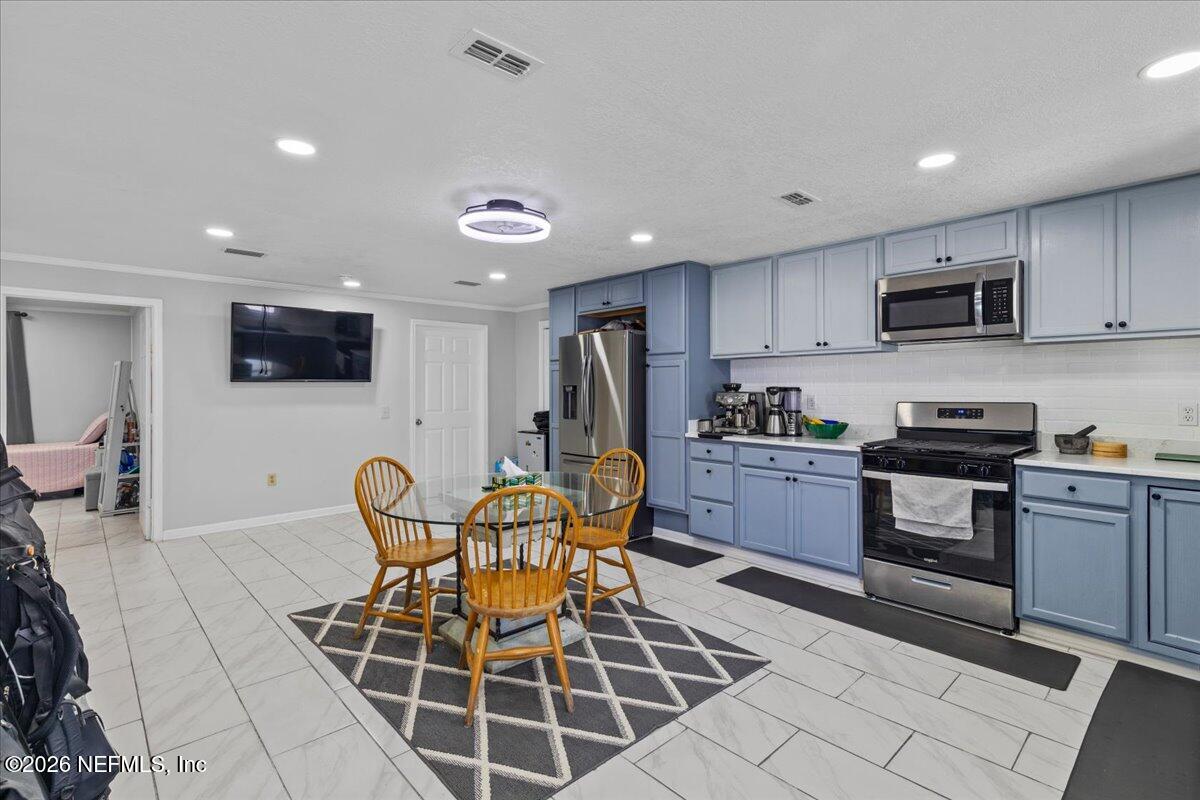 865 Cole Road Jacksonville, FL 32218 - Photo 28 of 69 Unit 3 dining