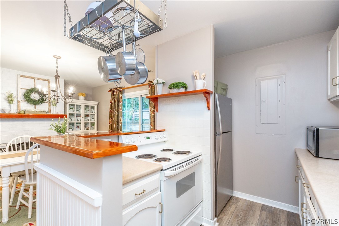 10032 Purcell Road Henrico, VA 23228 - Photo 11 of 25 Gallery Image 11