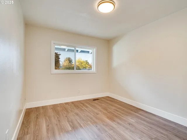 $575,000 | 5820 Southwest 206th Avenue, Beaverton, OR 97078