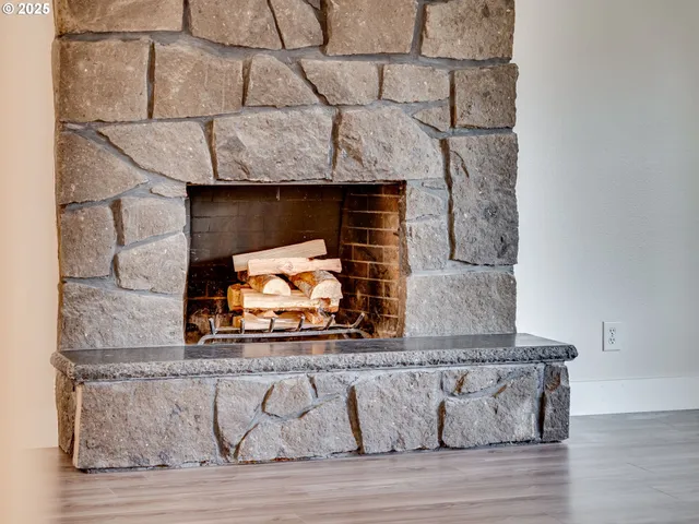 $575,000 | 5820 Southwest 206th Avenue, Beaverton, OR 97078