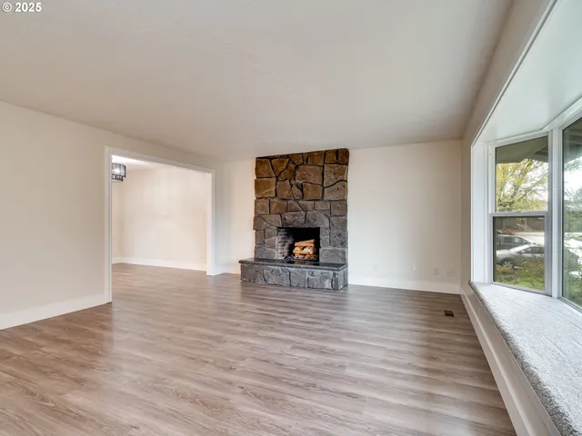 $575,000 | 5820 Southwest 206th Avenue, Beaverton, OR 97078