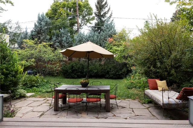 a view of outdoor space yard and patio