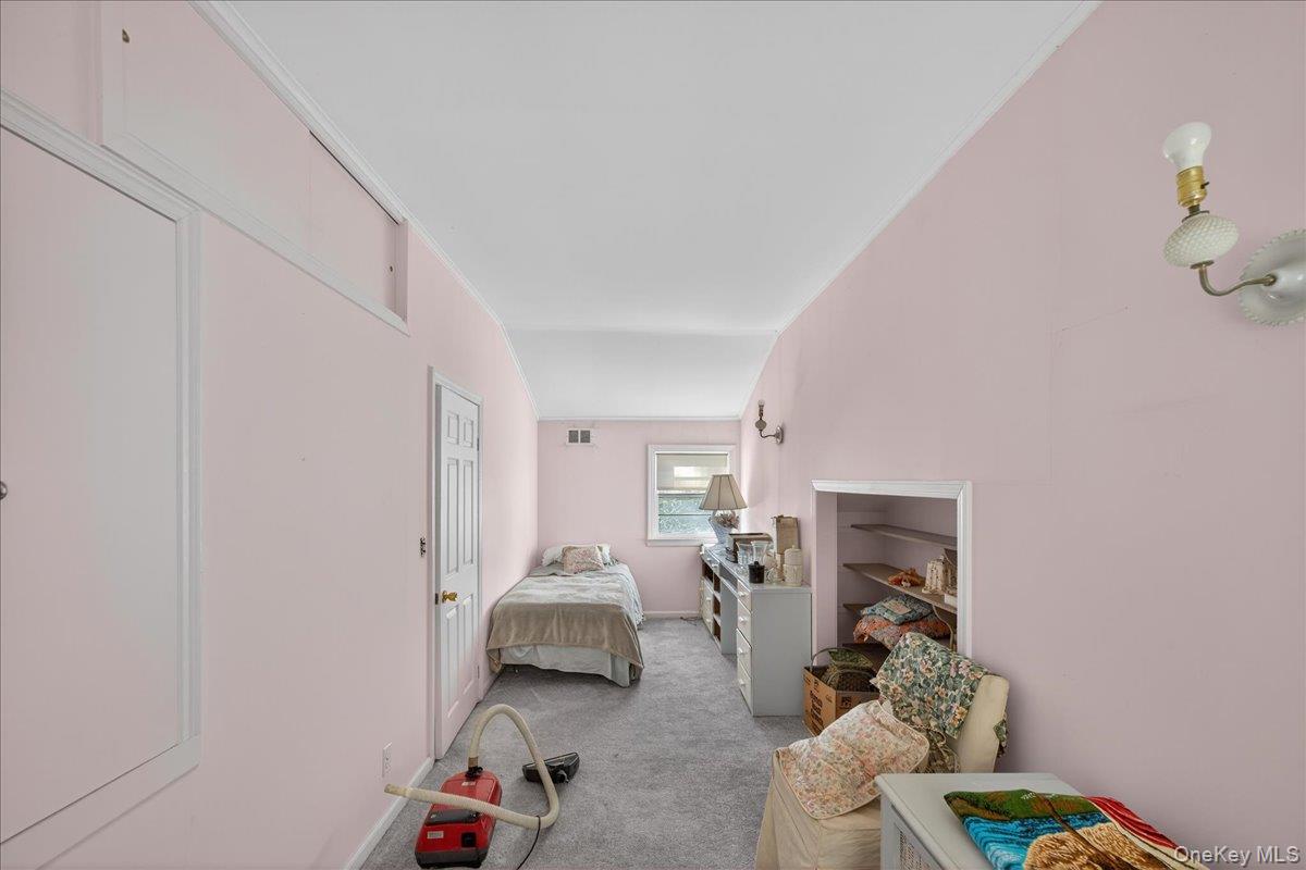 175 Main Avenue Mastic, NY 11950 - Photo 11 of 14