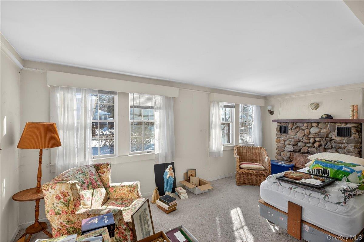 175 Main Avenue Mastic, NY 11950 - Photo 4 of 14