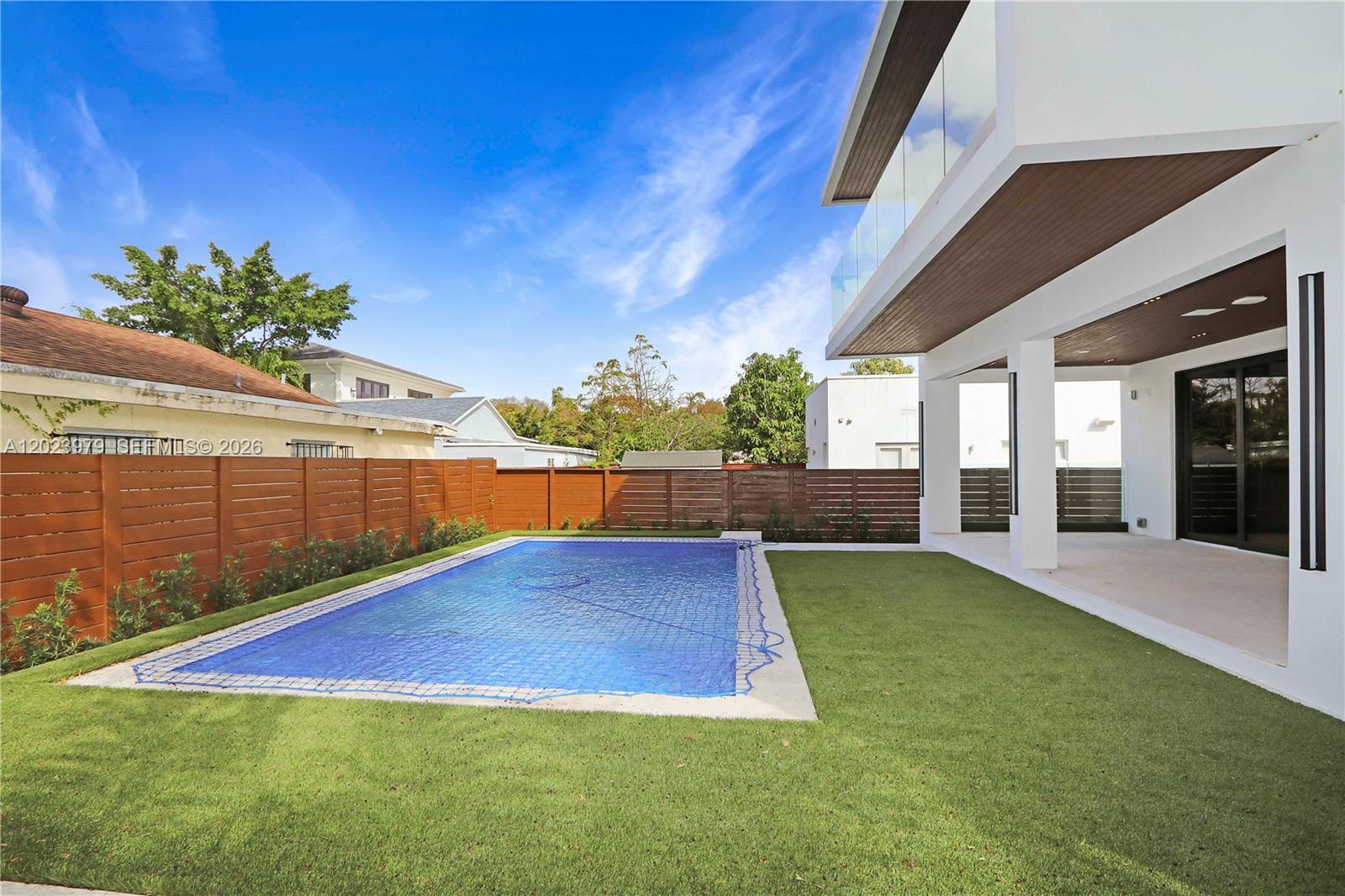330 Southwest 19th Road Miami, FL 33129 - Photo 6 of 37