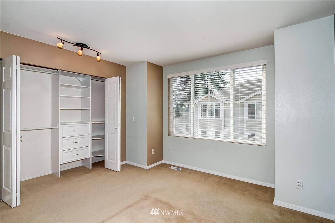 16236 118th Lane Northeast, Unit 13 Bothell, WA 98011 - Photo 13 of 25 Gallery Image 13