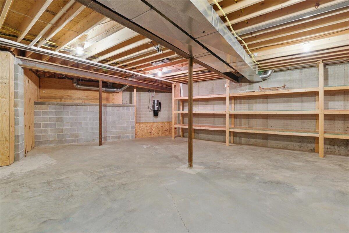 21765 Greenview Road Council Bluffs, IA 51503 - Photo 136 of 138 42-21765 Greenview Rd_042