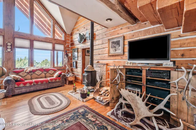 $999,900 | 76 County Road, Maybell, CO 81640