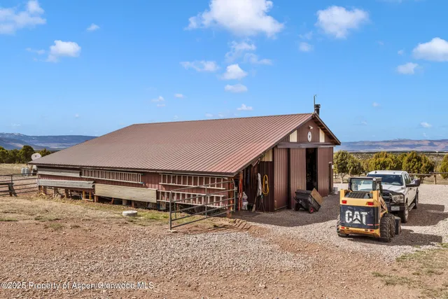 $999,900 | 76 County Road, Maybell, CO 81640