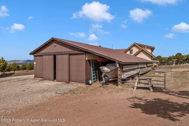 $999,900 | 76 County Road, Maybell, CO 81640