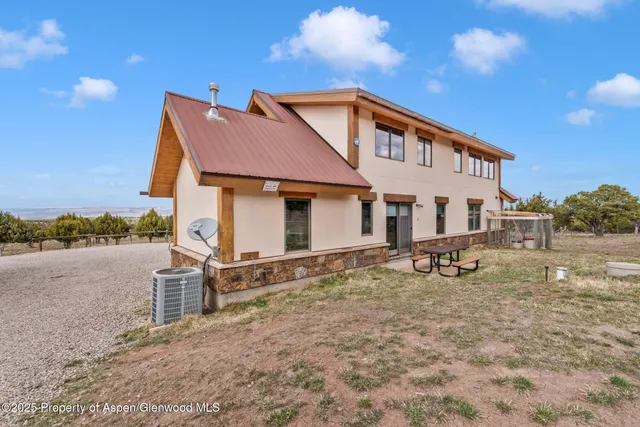 $999,900 | 76 County Road, Maybell, CO 81640