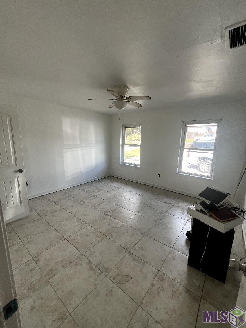 15644 Tiger Bend Road St. George, LA 70817 - Photo 5 of 18