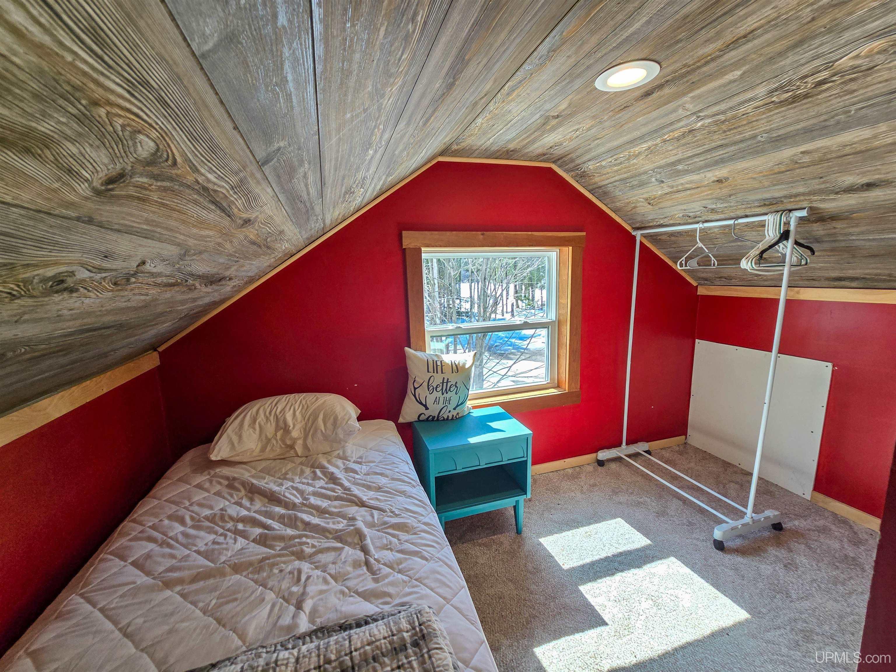3865 Peninsula Point Road Munising, MI 49862 - Photo 27 of 88