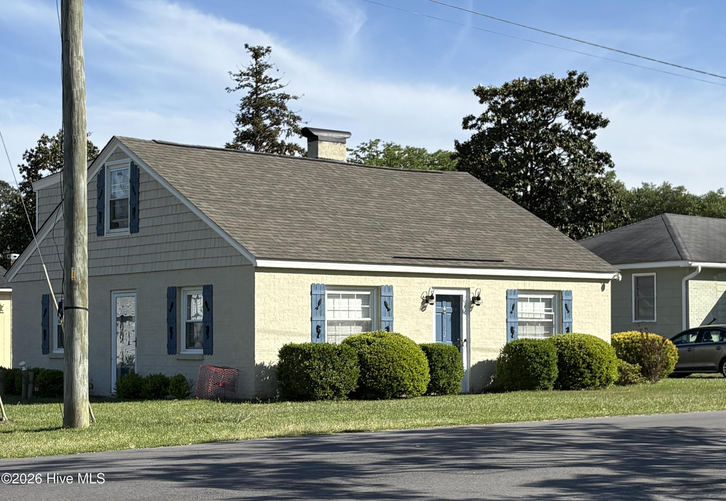 302 North Shores Road Washington, NC 27889 - Photo 1 of 20 Gallery Image 1