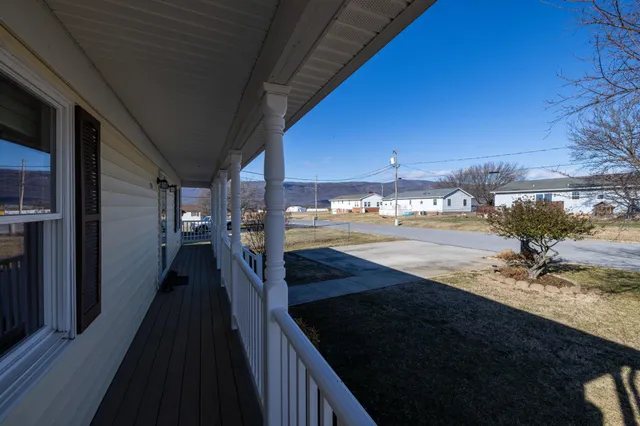 $329,900 | 323 Westlu Drive, Luray, VA 22835