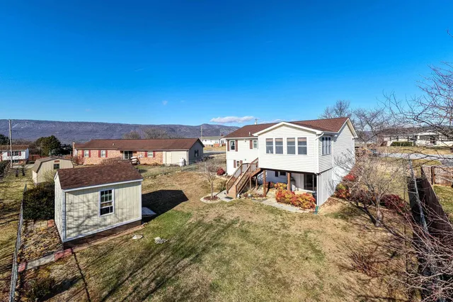 $329,900 | 323 Westlu Drive, Luray, VA 22835