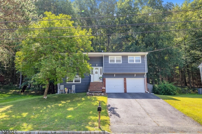 44 Deer Path Drive Flanders, NJ 07836 - Photo 2 of 38