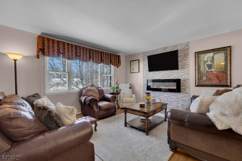 44 Deer Path Drive Flanders, NJ 07836 - Photo 6 of 38