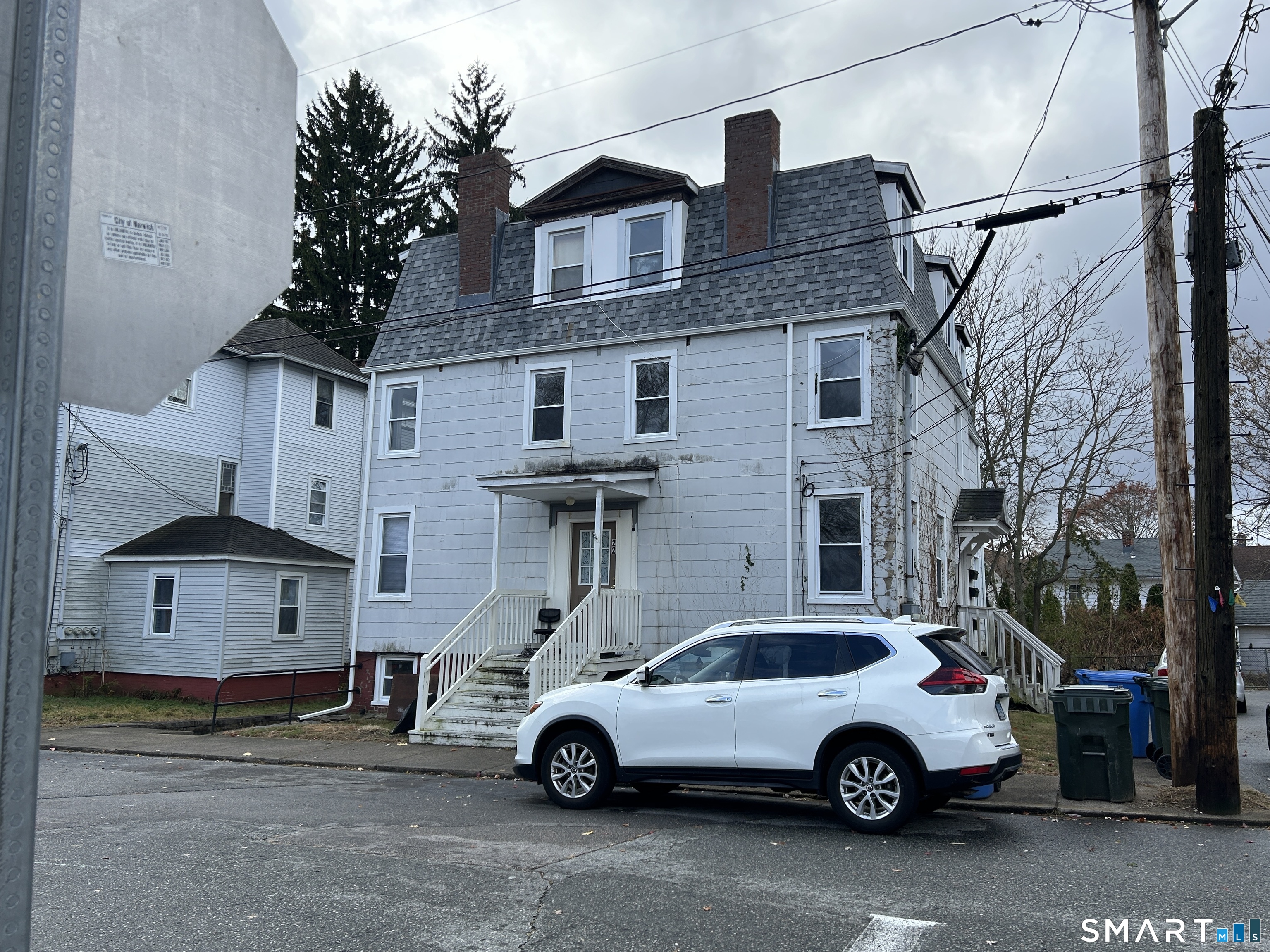 22 Hawthorne Street, Unit 4 Norwich, CT 06360 - Photo 1 of 11