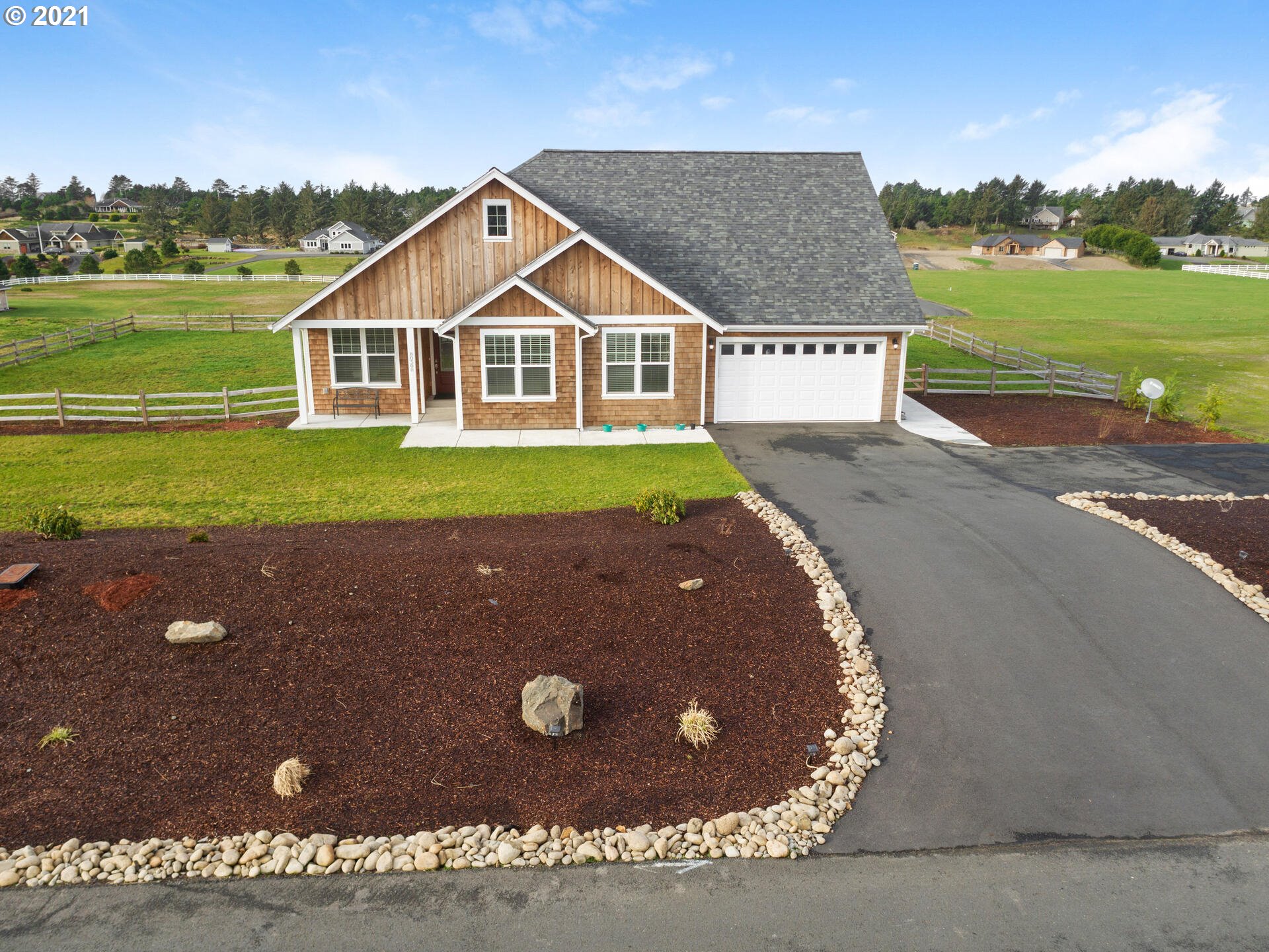 80508 Polo Ridge Road Warrenton, OR 97146 - Photo 2 of 23