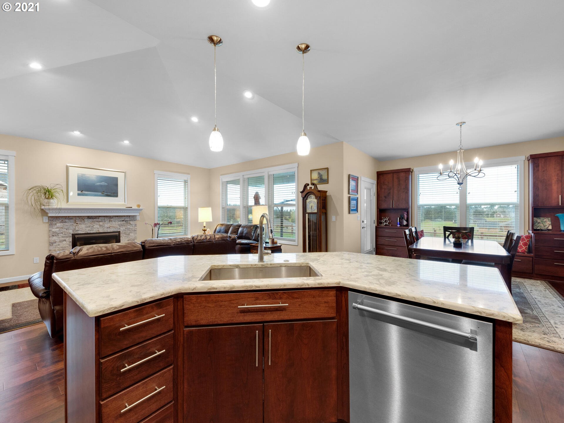 80508 Polo Ridge Road Warrenton, OR 97146 - Photo 8 of 23