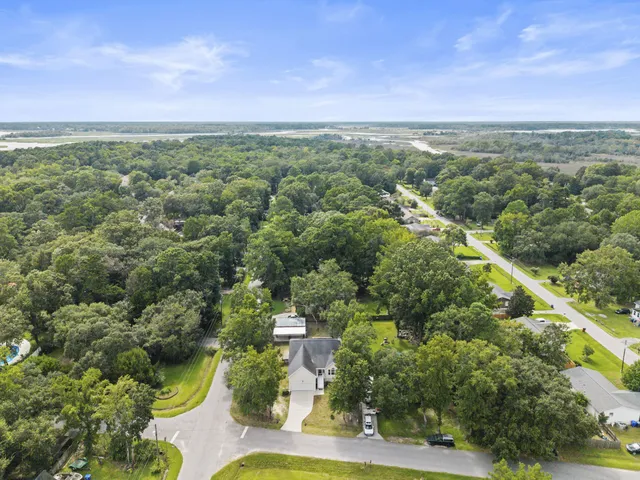 $475,000 | 3622 Hilton Drive, Johns Island, SC 29455