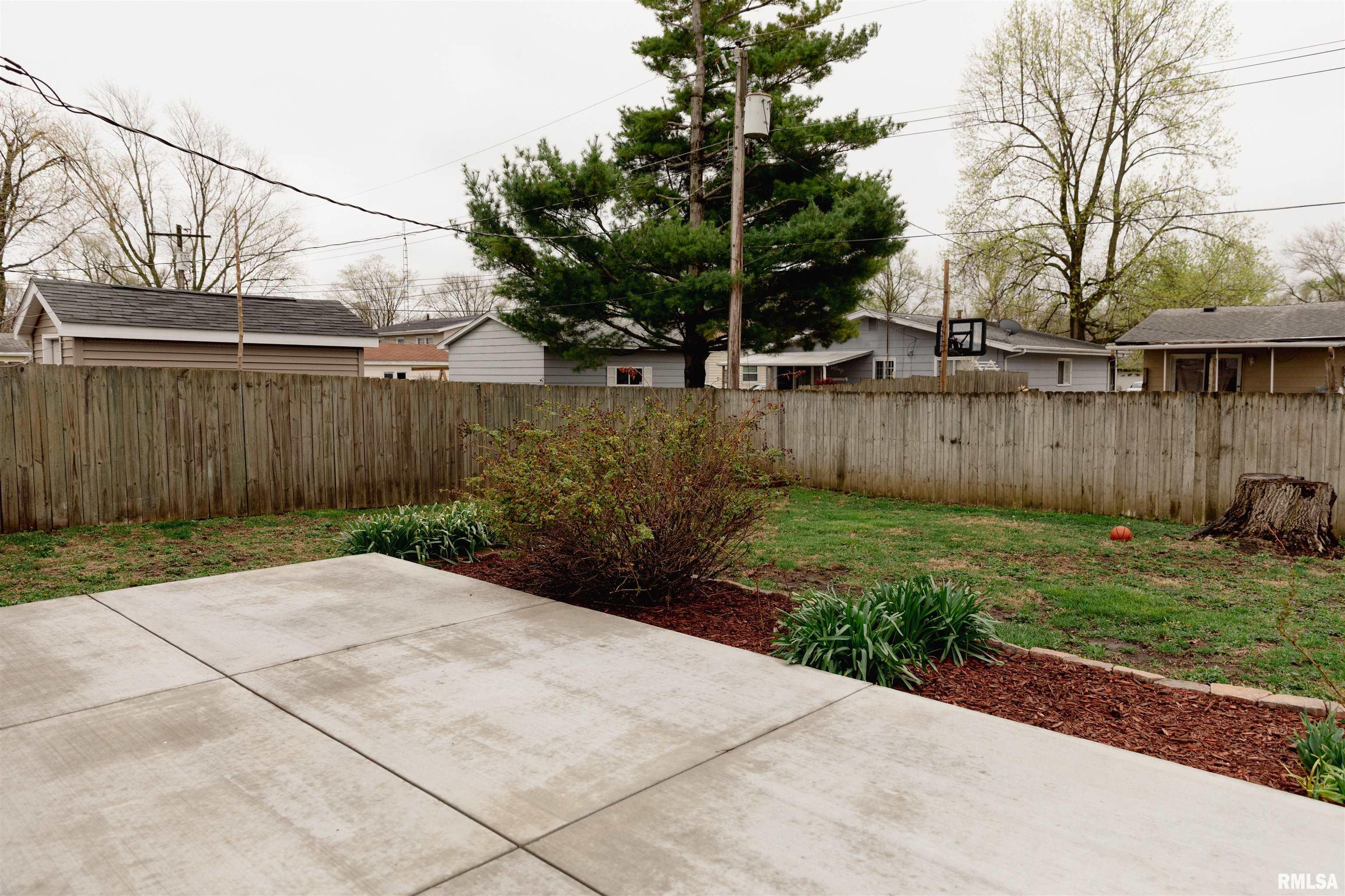 2256 East Black Avenue Springfield, IL 62702 - Photo 20 of 20