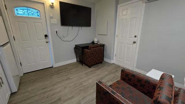 $1,700 | 579 State Street, Unit 7, Portsmouth, NH 03801