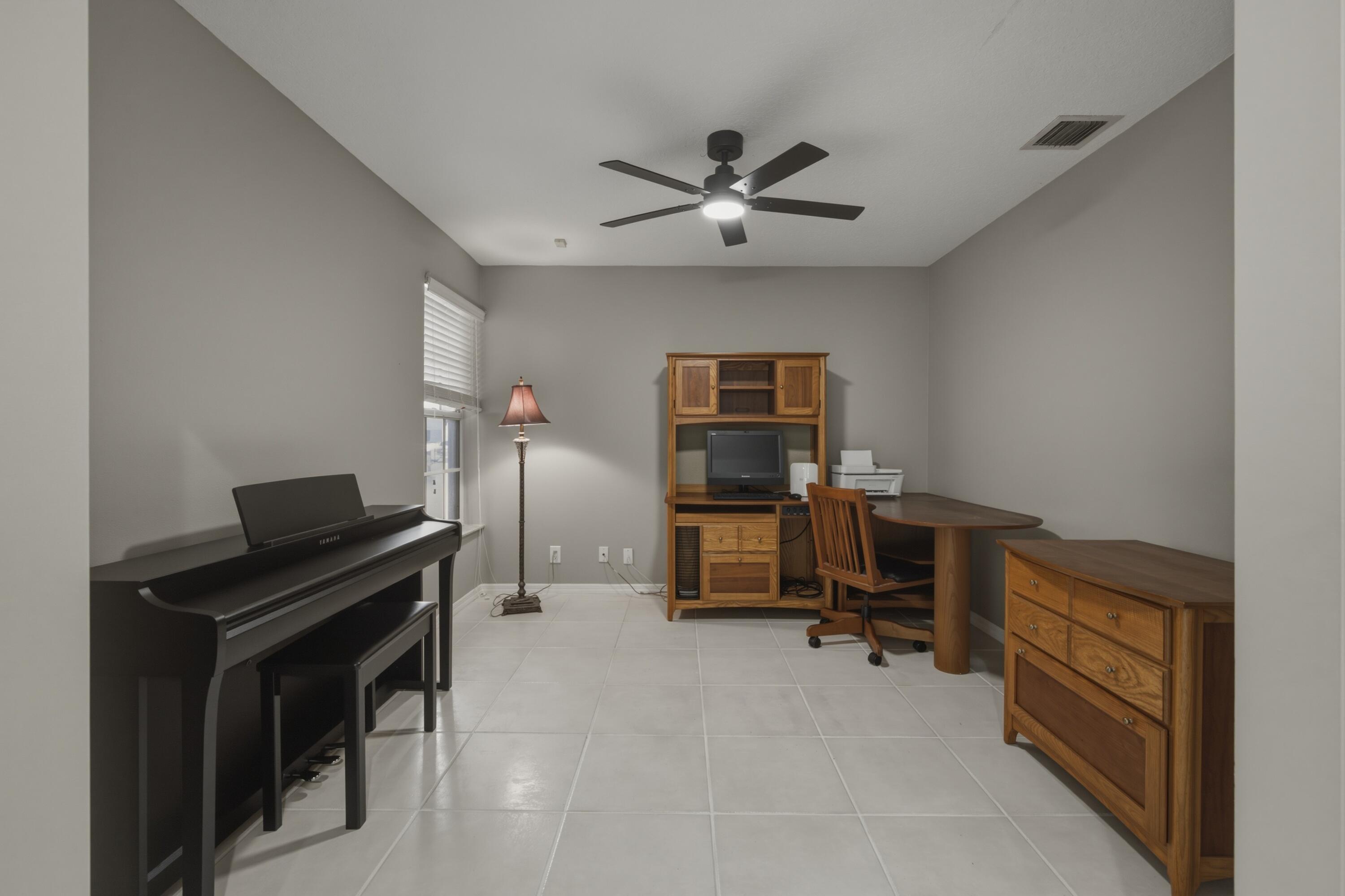 10827 La Salinas Circle Boca Raton, FL 33428 - Photo 18 of 33 KAREN 19