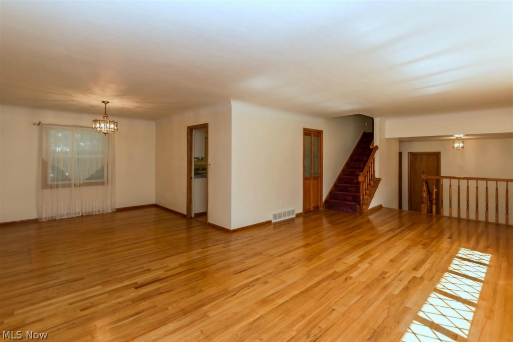 836 Beechers Brook Road Cleveland, OH 44143 - Photo 3 of 23 Gallery Image 3