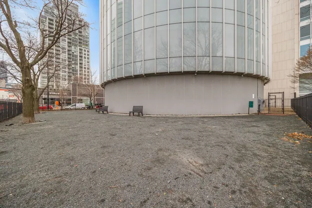 $375,000 | 500 West Superior Street, Unit 1306, Chicago, IL 60654