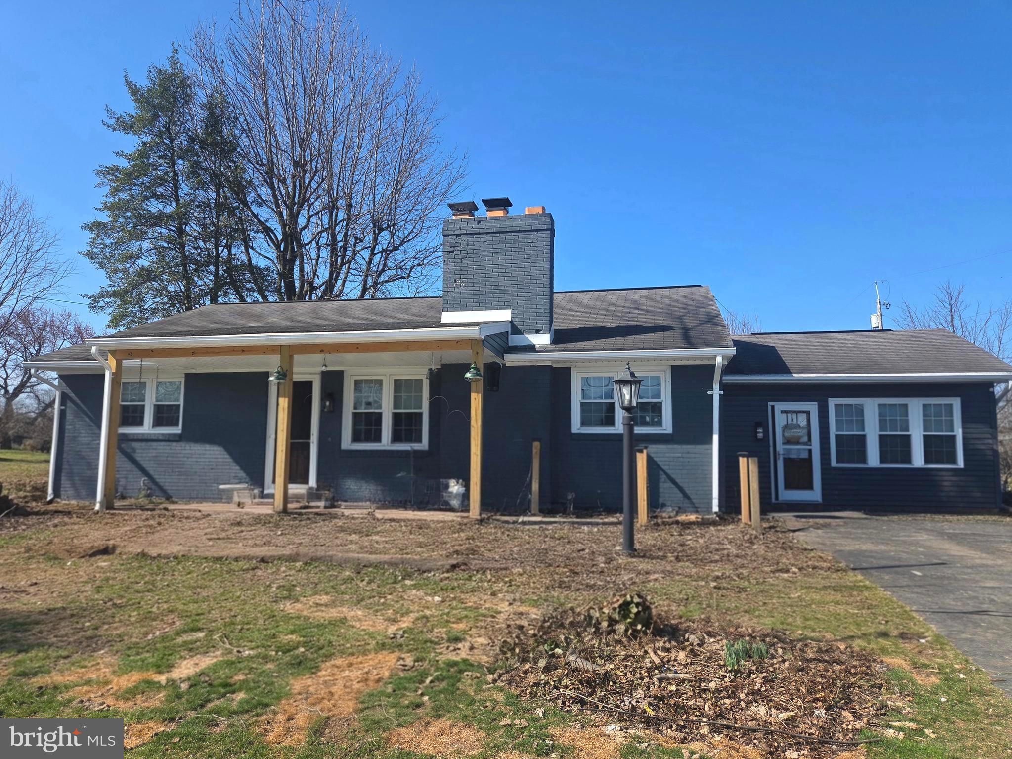 212 Barcroft Road York, PA 17406 - Photo 1 of 4