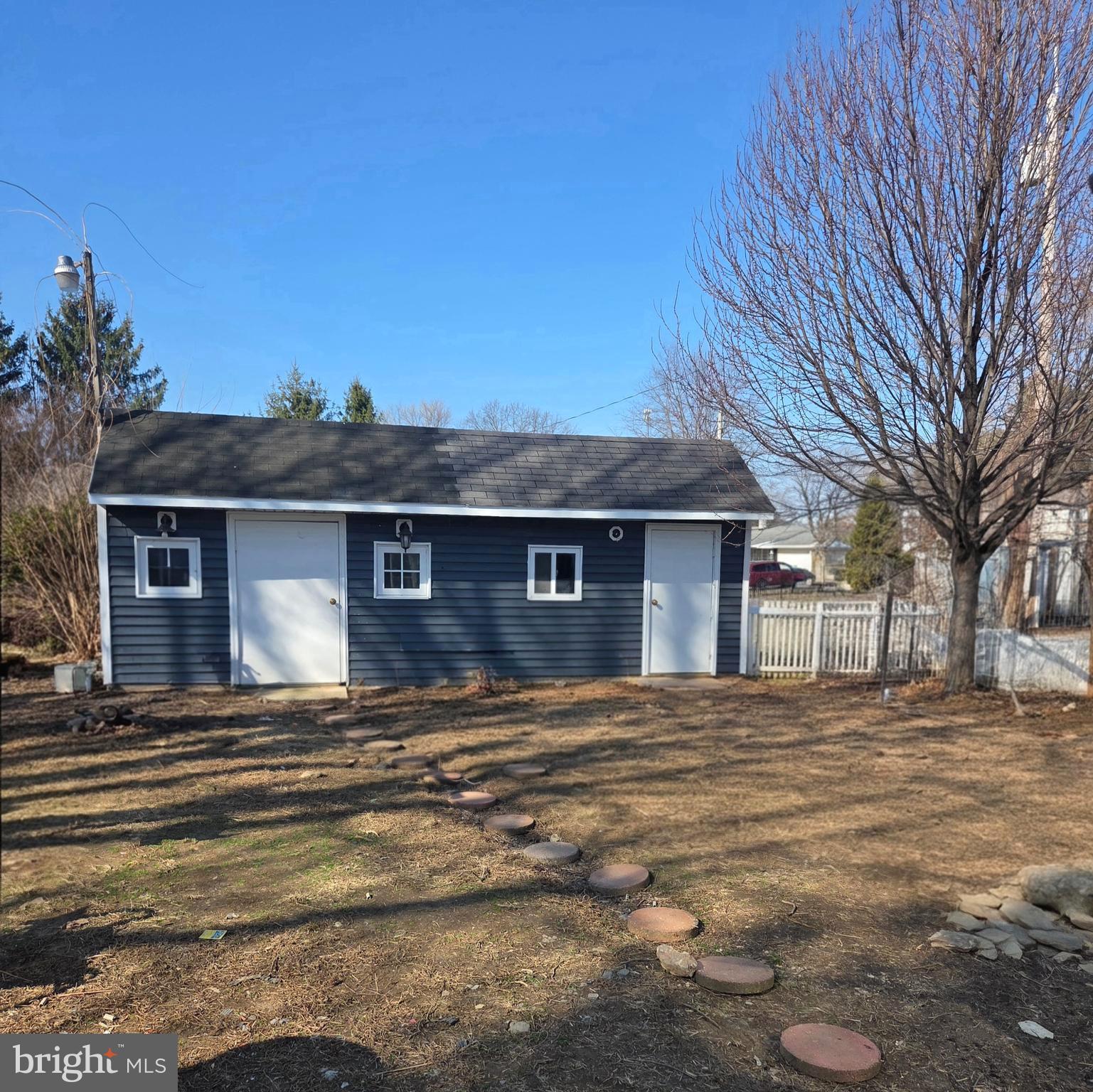 212 Barcroft Road York, PA 17406 - Photo 3 of 4
